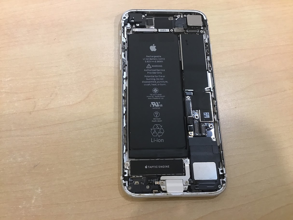 iPhoneSE2ならデータそのまま修理可能なスマホ修理工房セレオ相模原店へ！